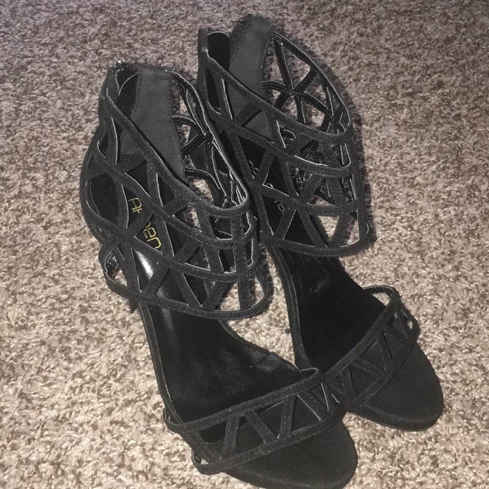 Arden B Black Caged Sandals